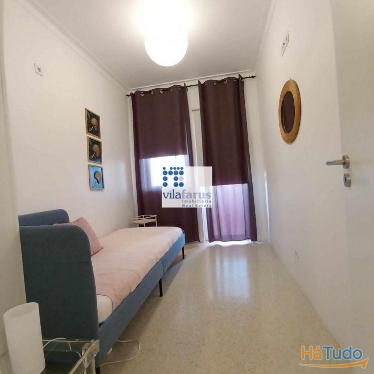 T1+1 em codomínio fechado com piscina e jardins T1+1 em codomínio fechado com piscina e jardins