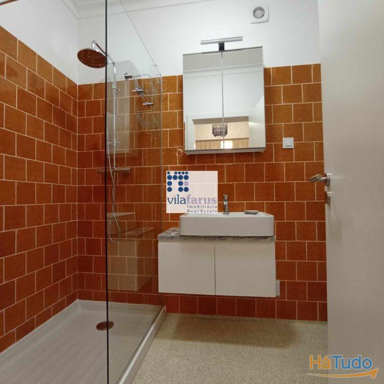 T1+1 em codomínio fechado com piscina e jardins T1+1 em codomínio fechado com piscina e jardins