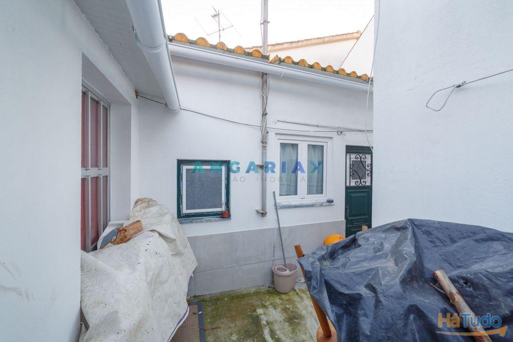 ANG966 - Moradia trrea T3 para Venda em Calvaria de Cima, Porto de Ms.