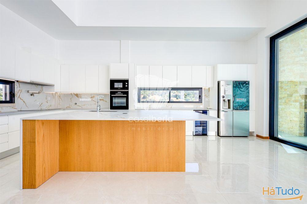 4 Quartos - Moradia - Loulé 4 Quartos - Moradia - Loulé