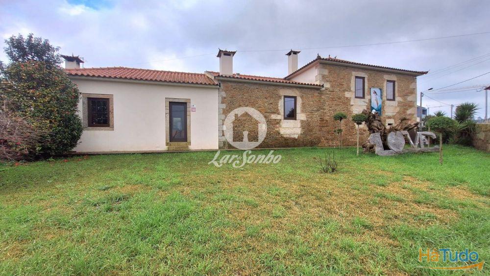 Moradia T4 individual c/ nova, com piscina interior em Balazar, Póvoa de Varzim Moradia T4 individual c/ nova, com piscina interior em Balazar, Póvoa de Varzim