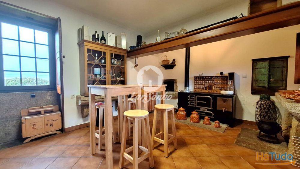 Moradia T4 individual c/ nova, com piscina interior em Balazar, Póvoa de Varzim Moradia T4 individual c/ nova, com piscina interior em Balazar, Póvoa de Varzim