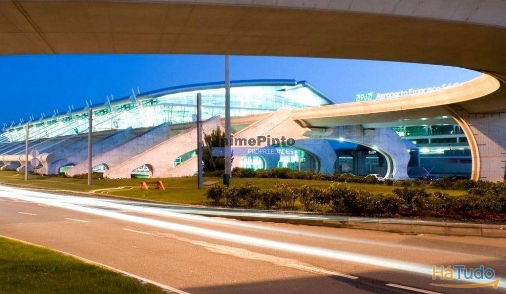 Armazém Industrial, Portugal, Porto, Matosinhos. Armazém Industrial, Portugal, Porto, Matosinhos.