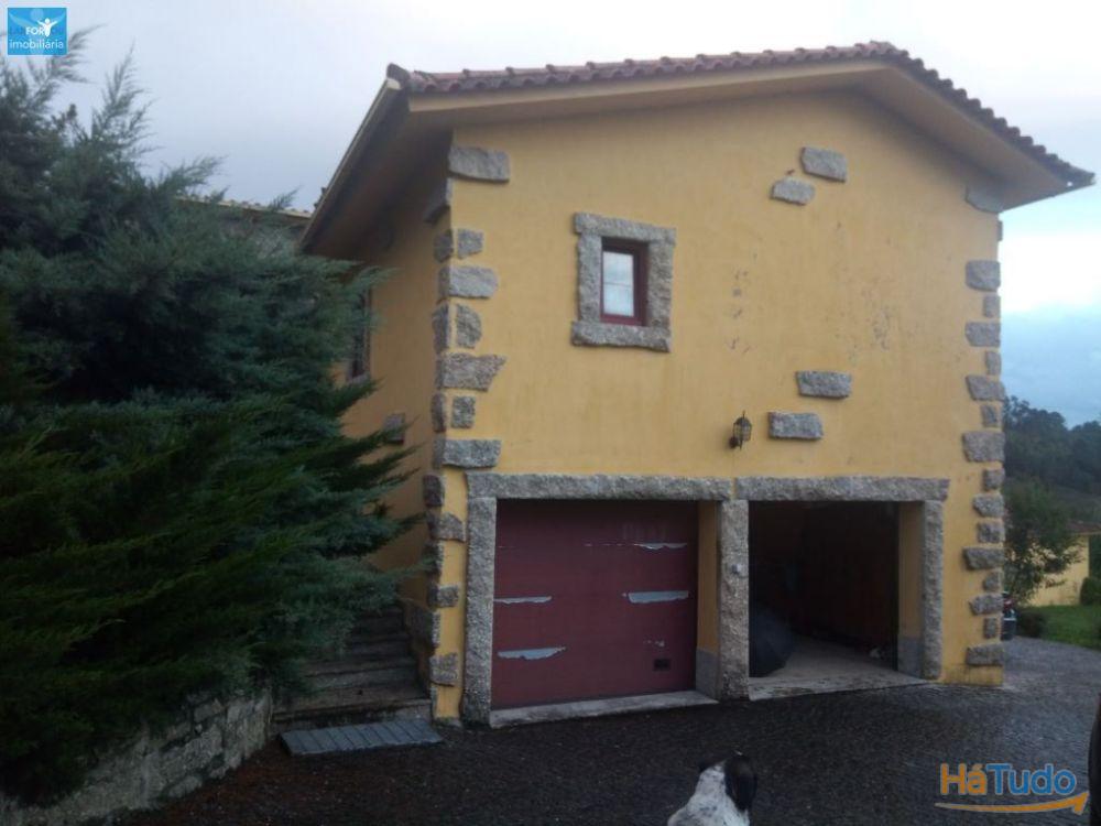 Moradia individual, para venda, Póvoa de Lanhoso - Fonte Arcada e Oliveira Moradia individual, para venda, Póvoa de Lanhoso - Fonte Arcada e Oliveira