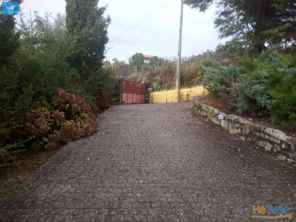 Moradia individual, para venda, Póvoa de Lanhoso - Fonte Arcada e Oliveira Moradia individual, para venda, Póvoa de Lanhoso - Fonte Arcada e Oliveira