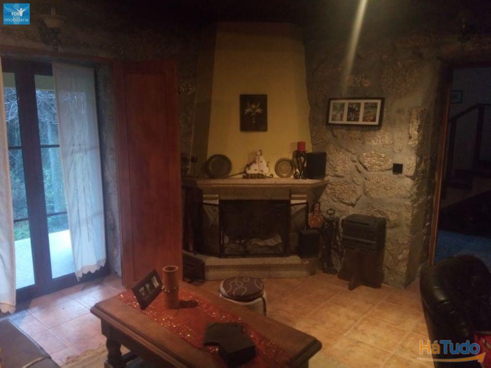 Moradia individual, para venda, Póvoa de Lanhoso - Fonte Arcada e Oliveira Moradia individual, para venda, Póvoa de Lanhoso - Fonte Arcada e Oliveira