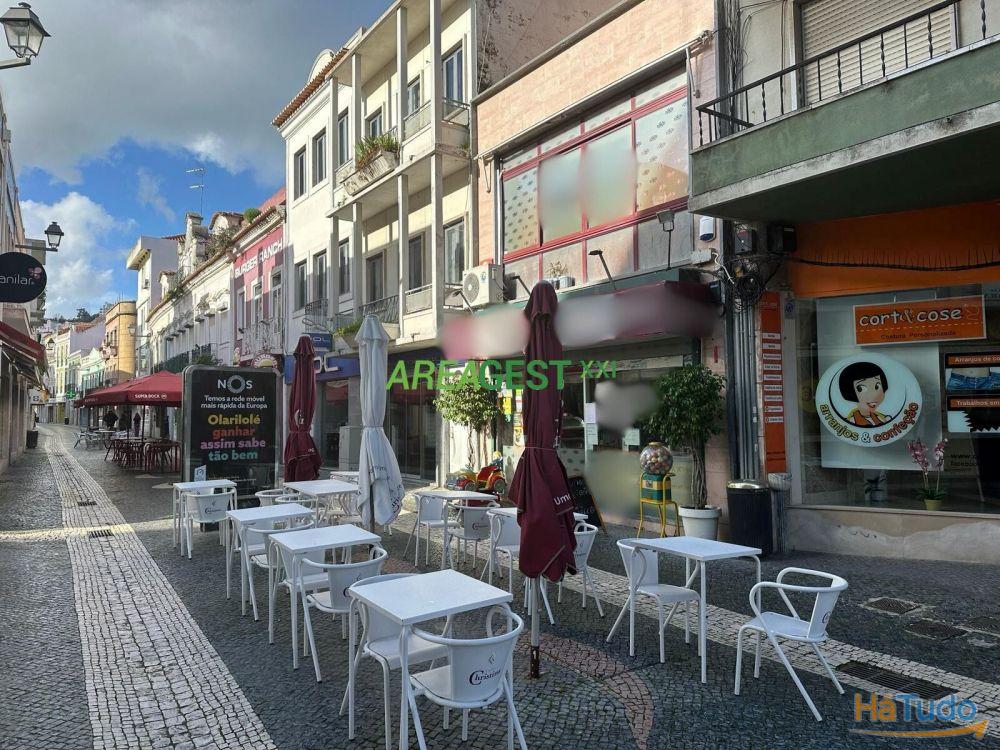 Loja para venda localizada em Vila Franca de Xira Loja para venda localizada em Vila Franca de Xira