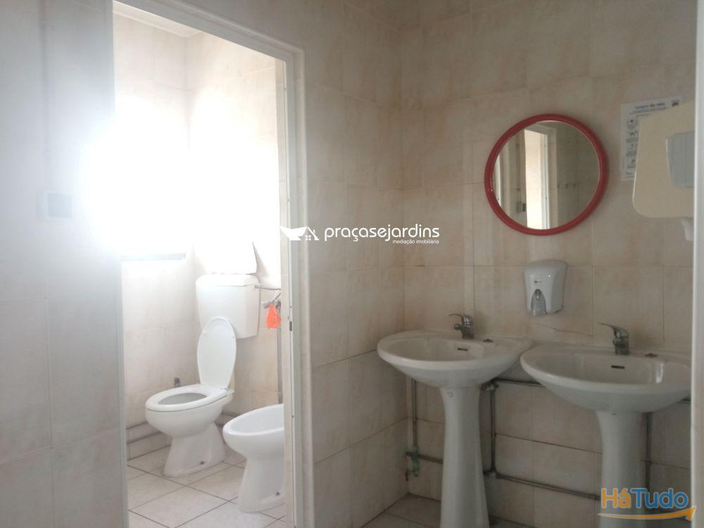 Armazm com 5800 m2