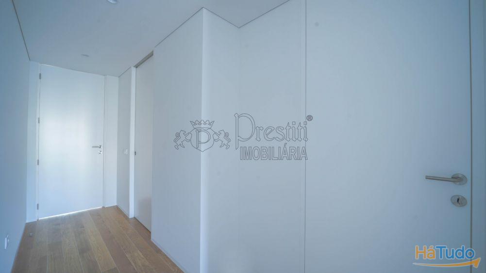 Apartamentos Novos 3 quartos, para venda na Cidade de Guimares