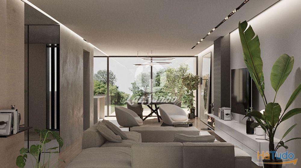 Moradia nova T3, com 2 frentes, localizada em São Pedro da Cova, no concelho de Gondomar Moradia nova T3, com 2 frentes, localizada em São Pedro da Cova, no concelho de Gondomar