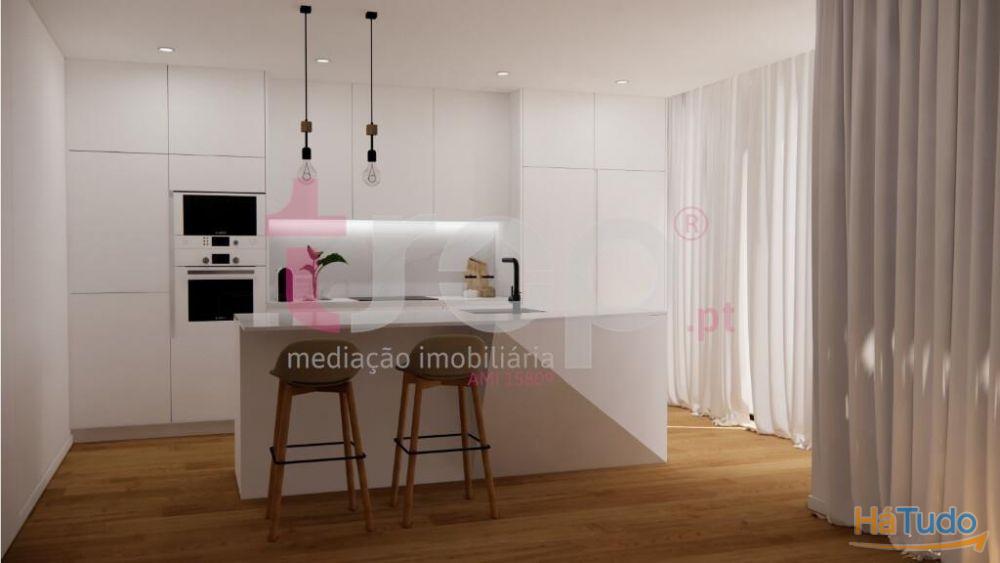 MORADIAS T3+1 EM CONSTRUO - RORIZ