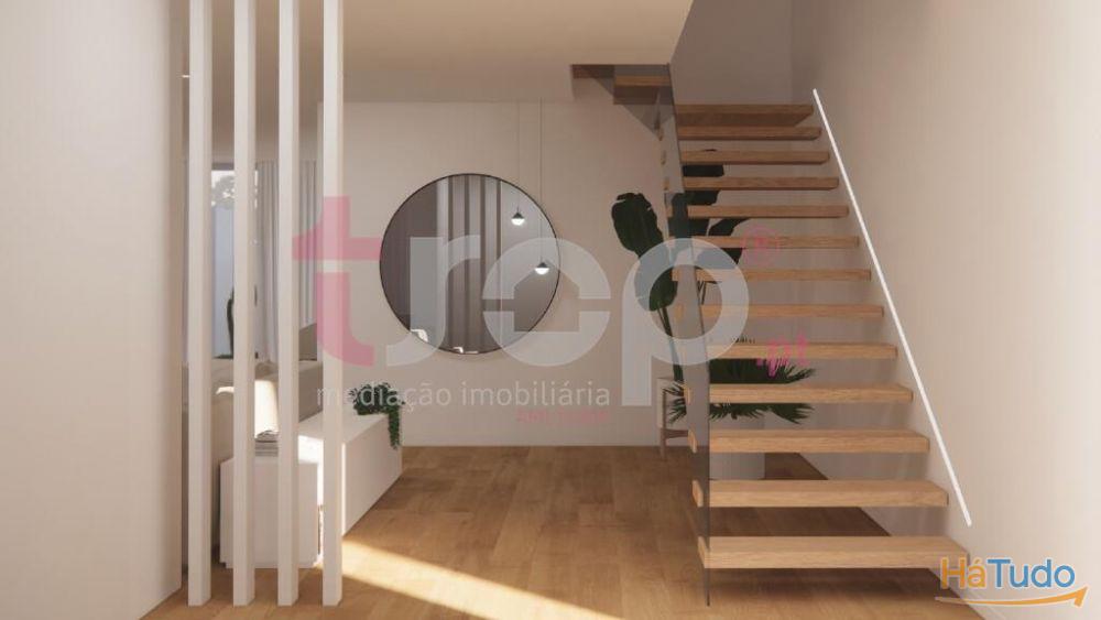 MORADIAS T3+1 EM CONSTRUO - RORIZ