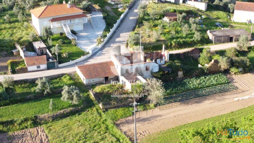 Moradia para Restaurar Moradia para Restaurar