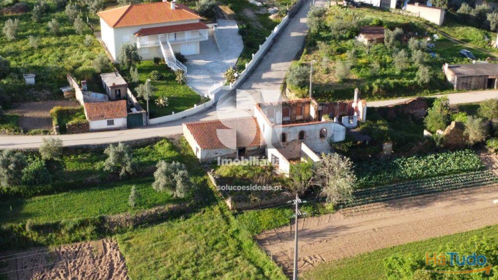 Moradia para Restaurar Moradia para Restaurar