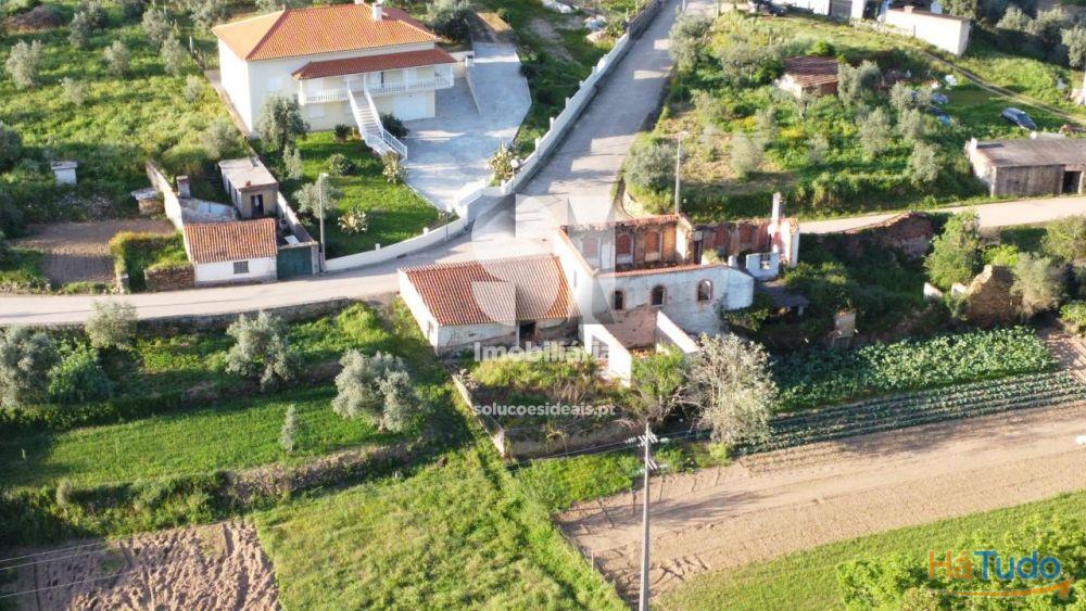 Moradia para Restaurar Moradia para Restaurar