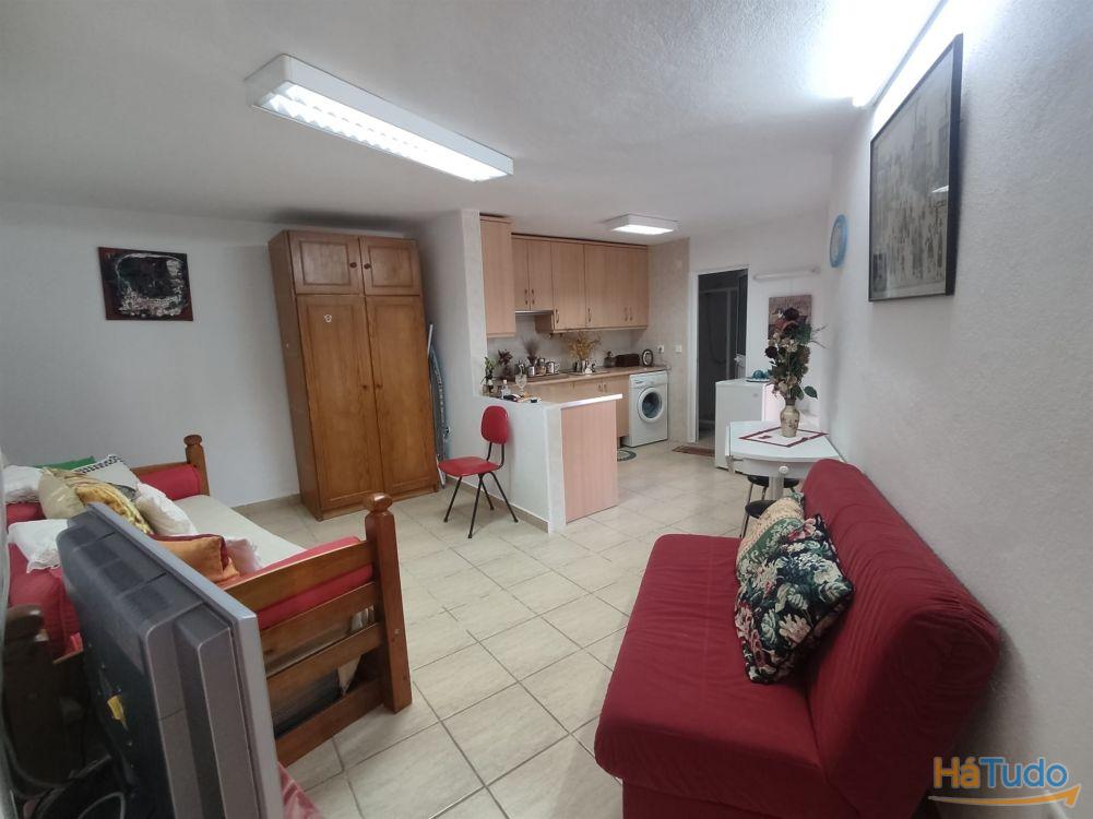 MORADIA T2 PARA VENDA EM ALCAINS, CASTELO BRANCO