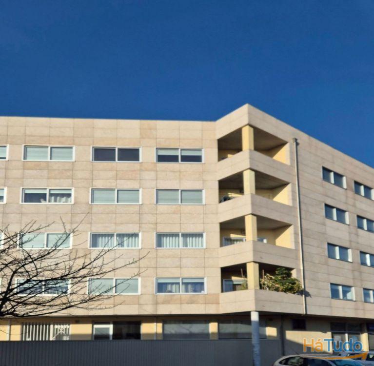 Apartamento, para venda, Lousada - Silvares, Pias, Nogueira e Alvarenga