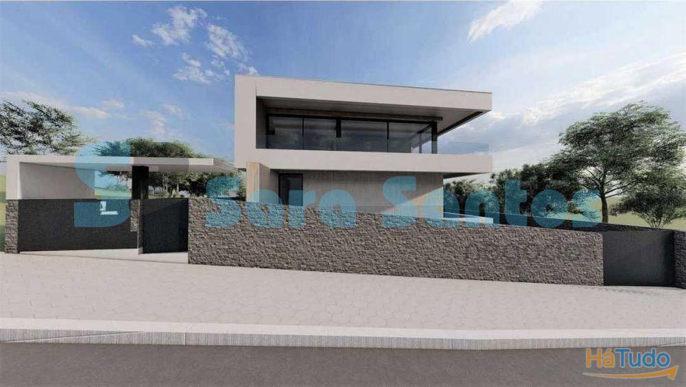 Moradia T4+1 C/Piscina vistas sobre Douro-Gaia