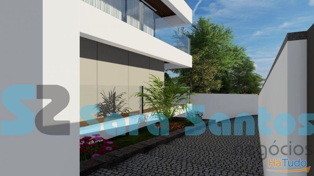 Moradia T3+1  de luxo c/piscina vista sobre Douro-Gaia