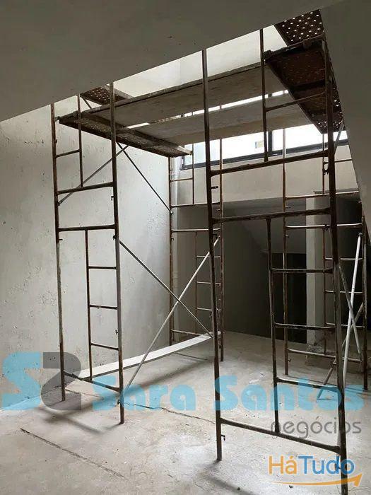 Loja Nova C/ Mezanine 235m2 baixa Porto