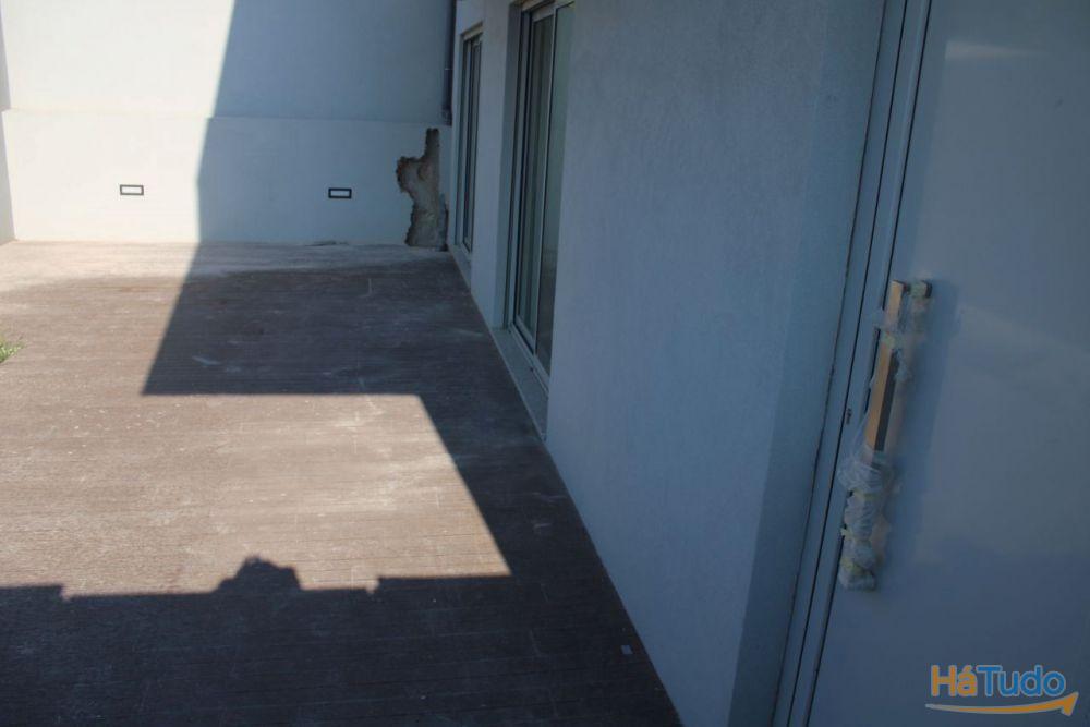 Moradia Nova T2 C/ Garagem Ind. 5min das Praias- Canidelo