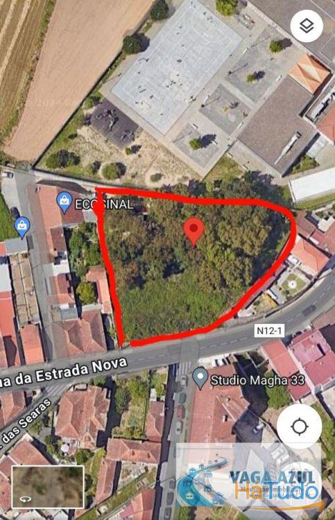 Terreno em zona ARU com 2.200 m2 ao Centro Escolar da Boavista/Lourinha - Rio Tinto Terreno em zona ARU com 2.200 m2 ao Centro Escolar da Boavista/Lourinha - Rio Tinto