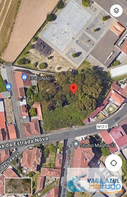 Terreno em zona ARU com 2.200 m2 ao Centro Escolar da Boavista/Lourinha - Rio Tinto Terreno em zona ARU com 2.200 m2 ao Centro Escolar da Boavista/Lourinha - Rio Tinto