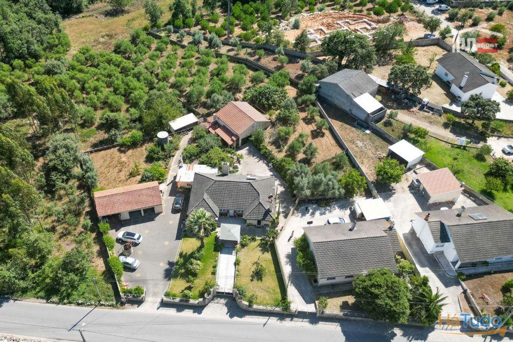 MORADIA T3 COM RES DO CHÃO E CAVE EM MOITA DO MARTINHO SÃO MAMEDE MORADIA T3 COM RES DO CHÃO E CAVE EM MOITA DO MARTINHO SÃO MAMEDE