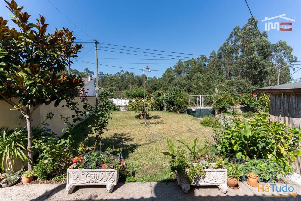 MORADIA T3 COM RES DO CHÃO E CAVE EM MOITA DO MARTINHO SÃO MAMEDE MORADIA T3 COM RES DO CHÃO E CAVE EM MOITA DO MARTINHO SÃO MAMEDE