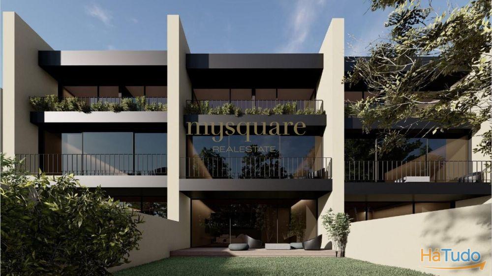 Moradia T3 de 2 frentes com jardim em São Pedro da Cova, Gondomar Moradia T3 de 2 frentes com jardim em São Pedro da Cova, Gondomar