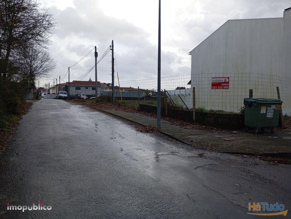 LOTE DE TERRENO PARA CONSTRUÇÃO URBANA (MORADIA GAVETO) BONS ACESSOS, LOCAL TRANQUILO LOTE DE TERRENO PARA CONSTRUÇÃO URBANA (MORADIA GAVETO) BONS ACESSOS, LOCAL TRANQUILO