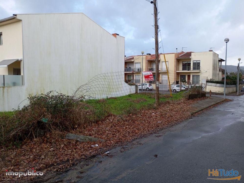 LOTE DE TERRENO PARA CONSTRUÇÃO URBANA (MORADIA GAVETO) BONS ACESSOS, LOCAL TRANQUILO LOTE DE TERRENO PARA CONSTRUÇÃO URBANA (MORADIA GAVETO) BONS ACESSOS, LOCAL TRANQUILO
