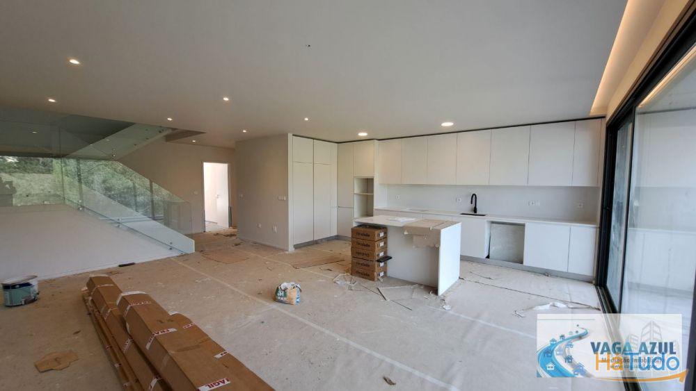 Moradia Nova T3 2 Frentes à Escola EB23 de S. P. da Cova Moradia Nova T3 2 Frentes à Escola EB23 de S. P. da Cova