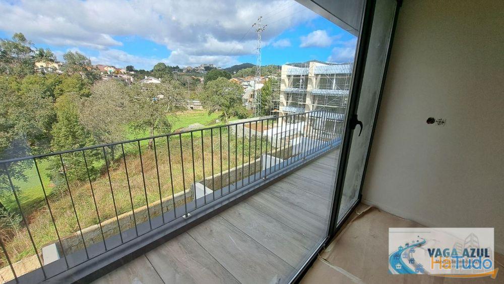 Moradia Nova T3 2 Frentes à Escola EB23 de S. P. da Cova Moradia Nova T3 2 Frentes à Escola EB23 de S. P. da Cova