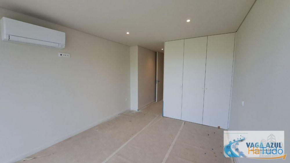 Moradia Nova T3 2 Frentes à Escola EB23 de S. P. da Cova Moradia Nova T3 2 Frentes à Escola EB23 de S. P. da Cova