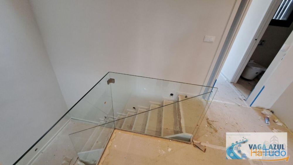 Moradia Nova T3 2 Frentes à Escola EB23 de S. P. da Cova Moradia Nova T3 2 Frentes à Escola EB23 de S. P. da Cova