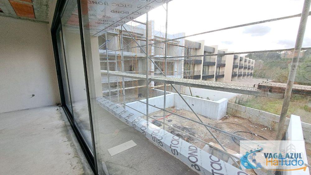 Moradia Nova T3 3 Frentes à Escola EB23 de S. P. da Cova Moradia Nova T3 3 Frentes à Escola EB23 de S. P. da Cova