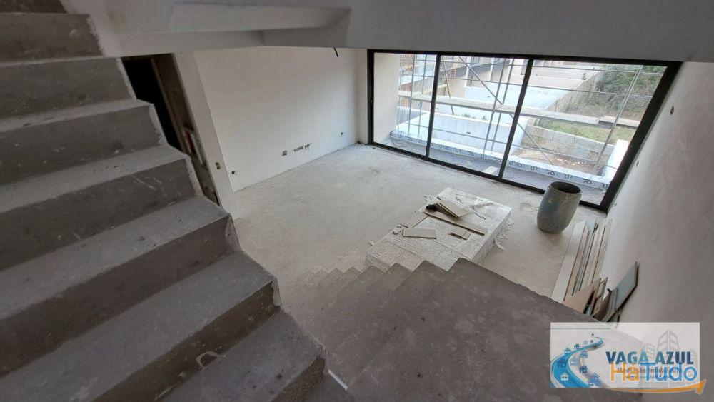 Moradia Nova T3 3 Frentes à Escola EB23 de S. P. da Cova Moradia Nova T3 3 Frentes à Escola EB23 de S. P. da Cova