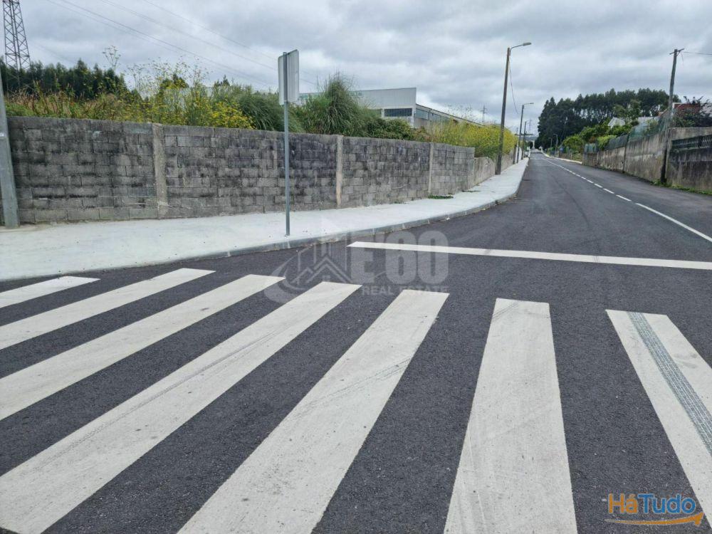 TERRENO URBANO PARA CONSTRUÇÃO DE 13 MORADIAS EM ESMORIZ TERRENO URBANO PARA CONSTRUÇÃO DE 13 MORADIAS EM ESMORIZ