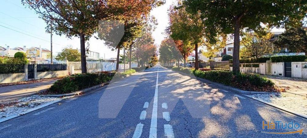 TERRENO URBANO - AVENIDA DA RÉGUA TERRENO URBANO - AVENIDA DA RÉGUA