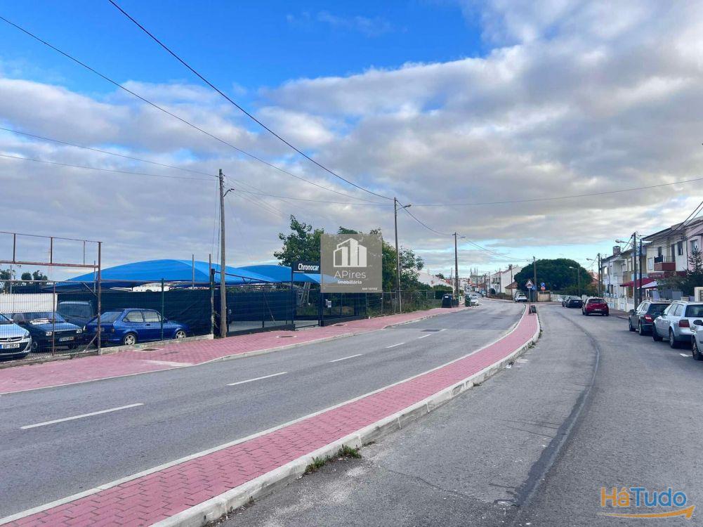 Terreno Rstico em fase de Urbanizao