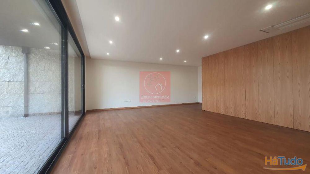 Moradia T3 à venda no concelho de Póvoa de Varzim, Porto Moradia T3 à venda no concelho de Póvoa de Varzim, Porto