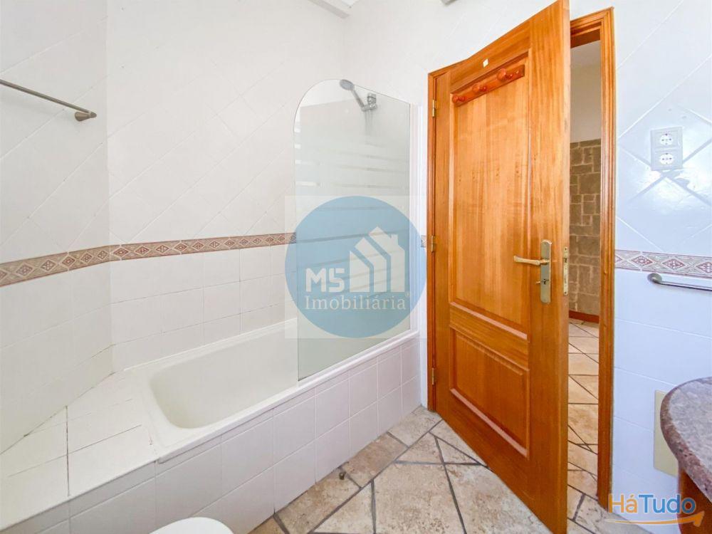 Moradia T3+2 Sesimbra ? Caixas