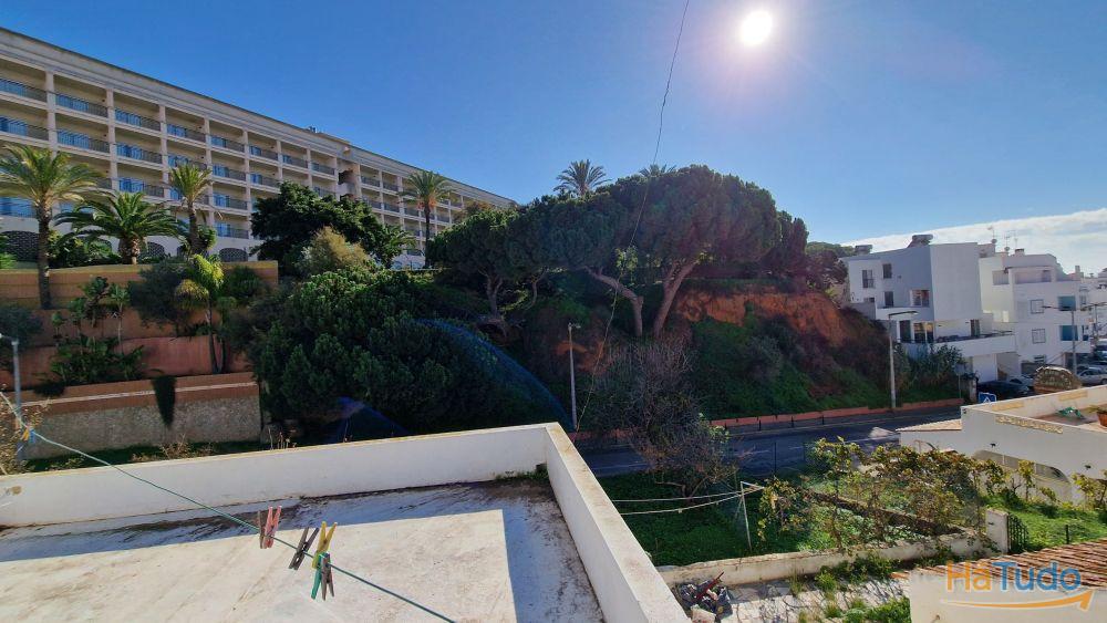 Terreno para construo de Apartamentos e Lojas a 150 metros da Praia