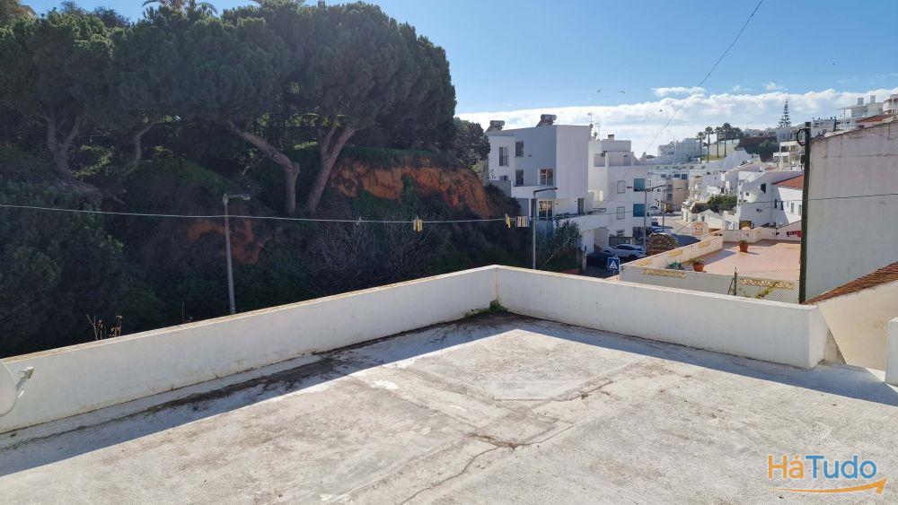 Terreno para construo de Apartamentos e Lojas a 150 metros da Praia