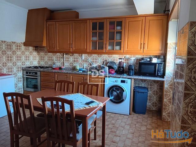 Venda - Apartamento - T4