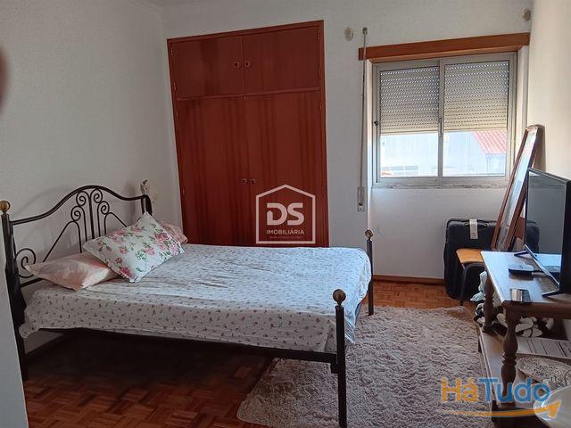 Venda - Apartamento - T4