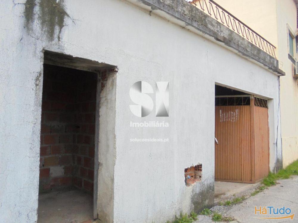 Moradia p/ Restaurar - Ervideira