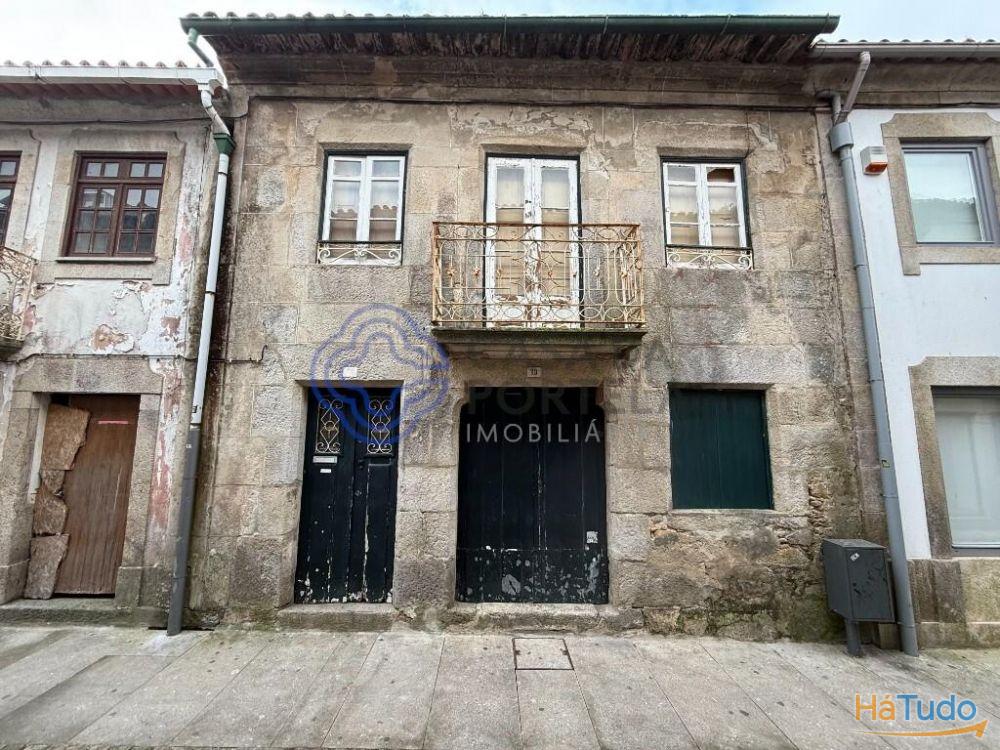 Moradia para Recuperar na Zona Histrica de  Caminha