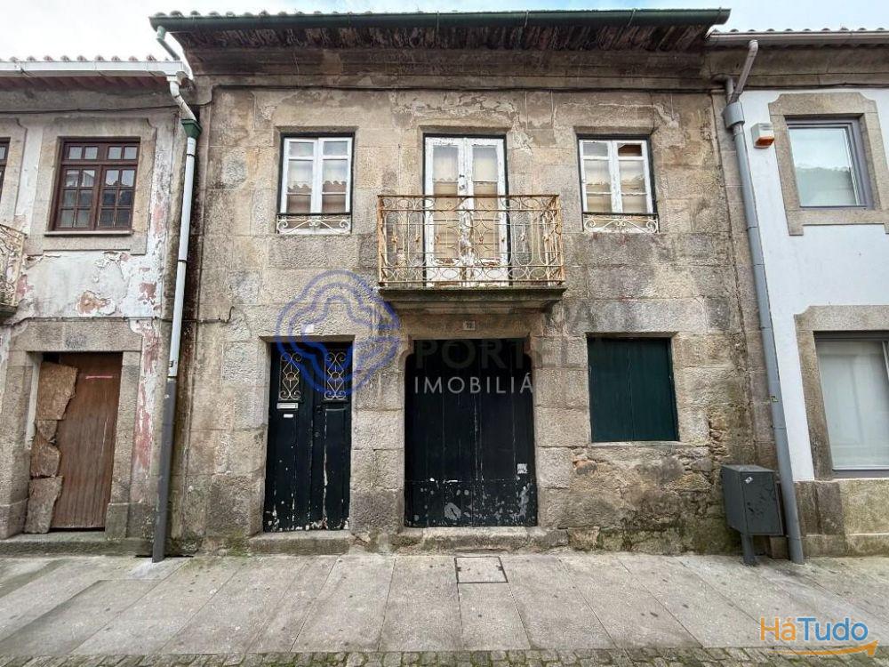 Moradia para Recuperar na Zona Histrica de  Caminha